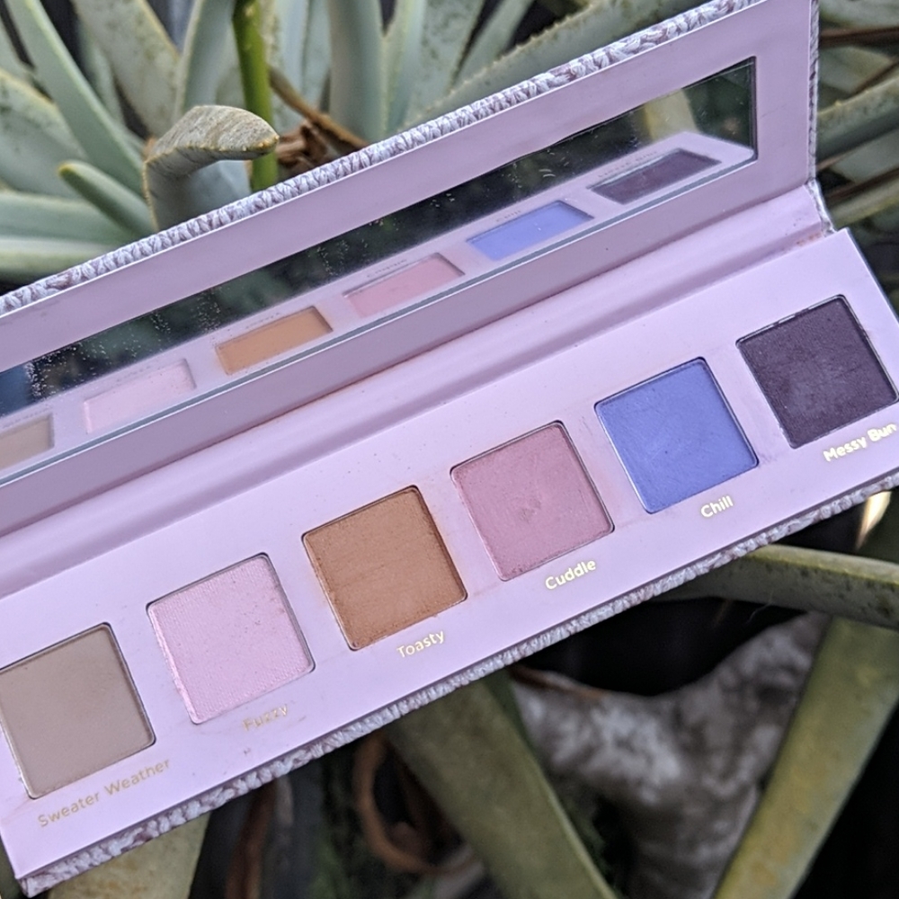 3/$20 DOMINIQUE COSMETICSEyeshadow Palette